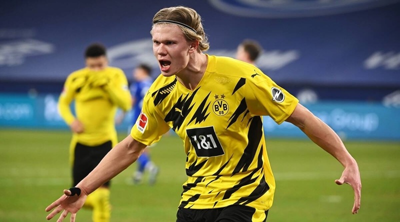 Màn chào sân điên rồ và chuỗi phong độ bùng nổ trong màu áo "Vàng - Đen" Dortmund.