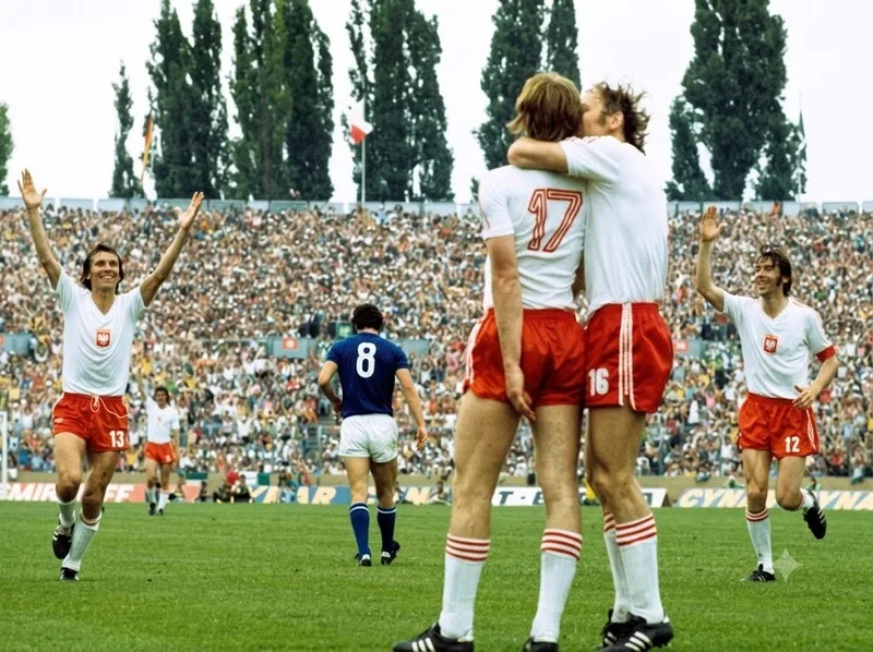 Thế hệ vàng Ba Lan thập niên 1970 tạo dấu ấn với thành tích hạng ba World Cup và những chiến thắng lịch sử.